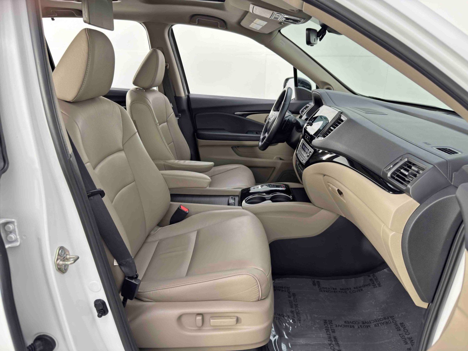 Used 2020 Honda Pilot Touring image 15