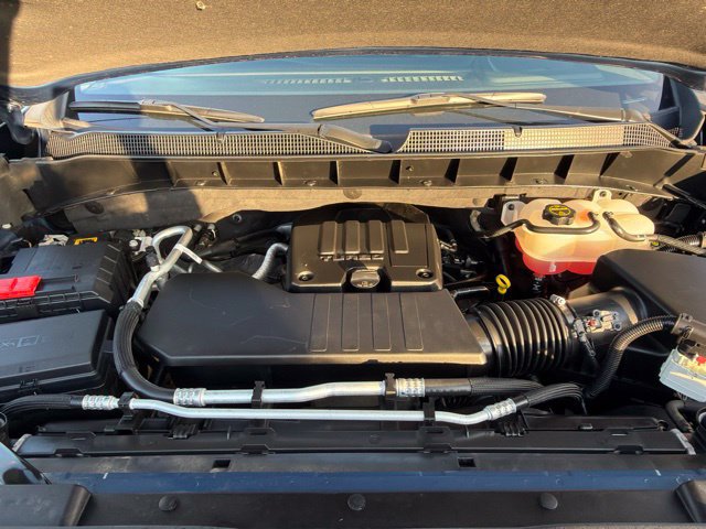 Used 2024 Chevrolet Silverado 1500 LT AWD/4WD image 30