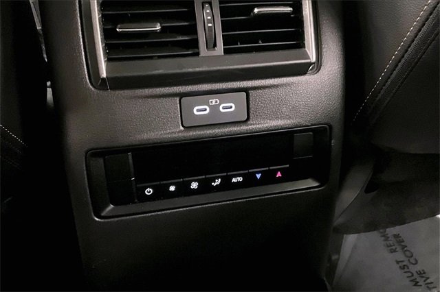 Used 2025 MAZDA CX-90 3.3 Turbo w/ Preferred Package image 29