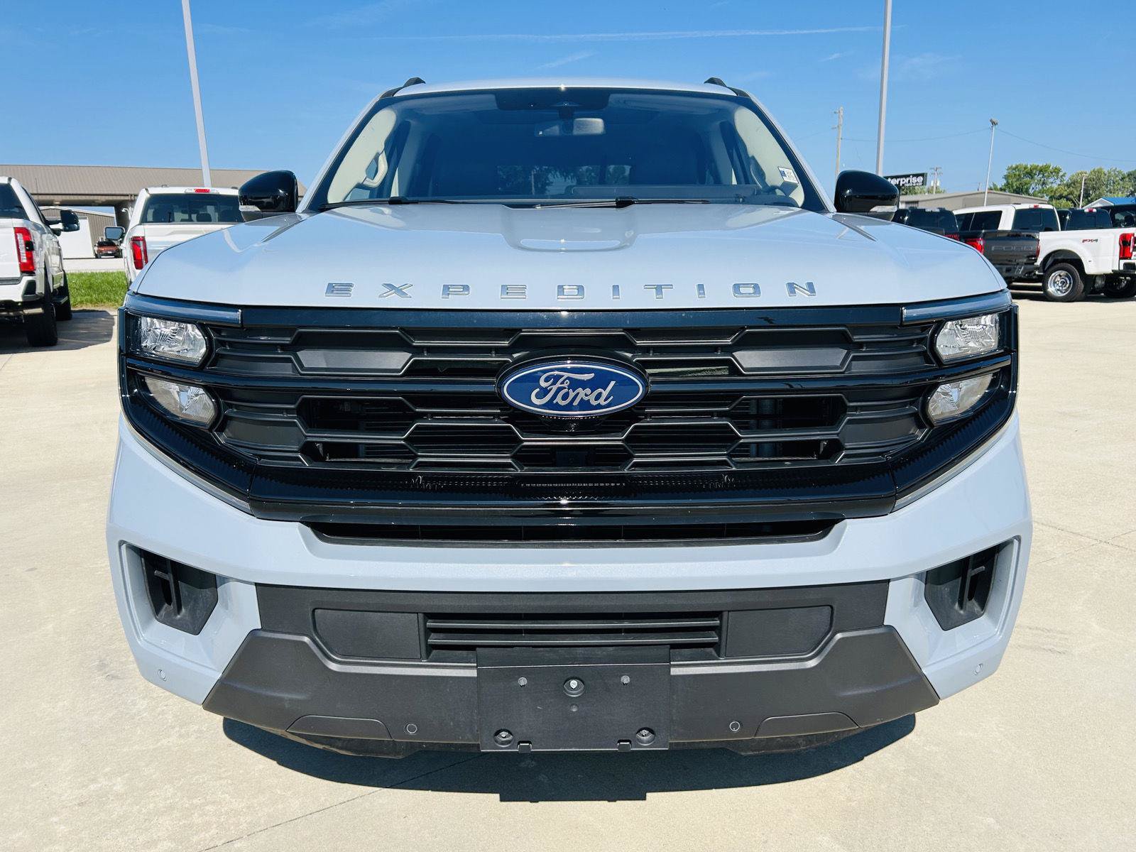 Used 2025 Ford Expedition Active AWD/4WD image 42