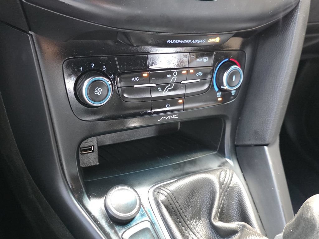 Used 2016 Ford Focus ST FWD image 18