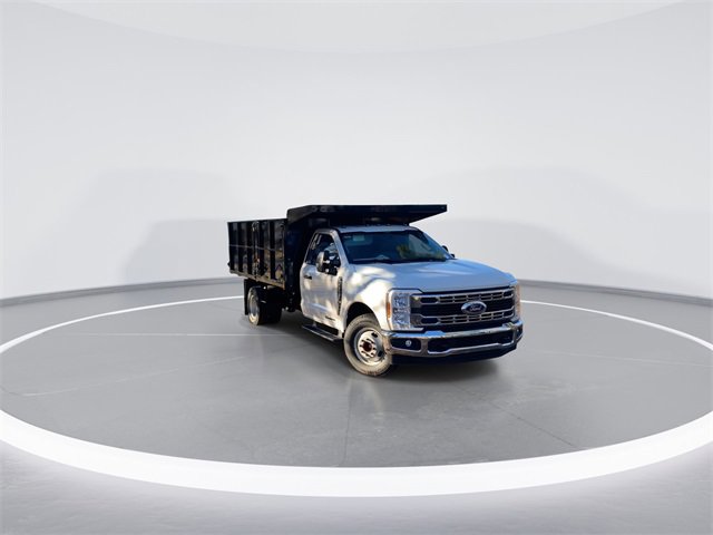 New 2024 Ford F350 XL w/ XL Chrome Package