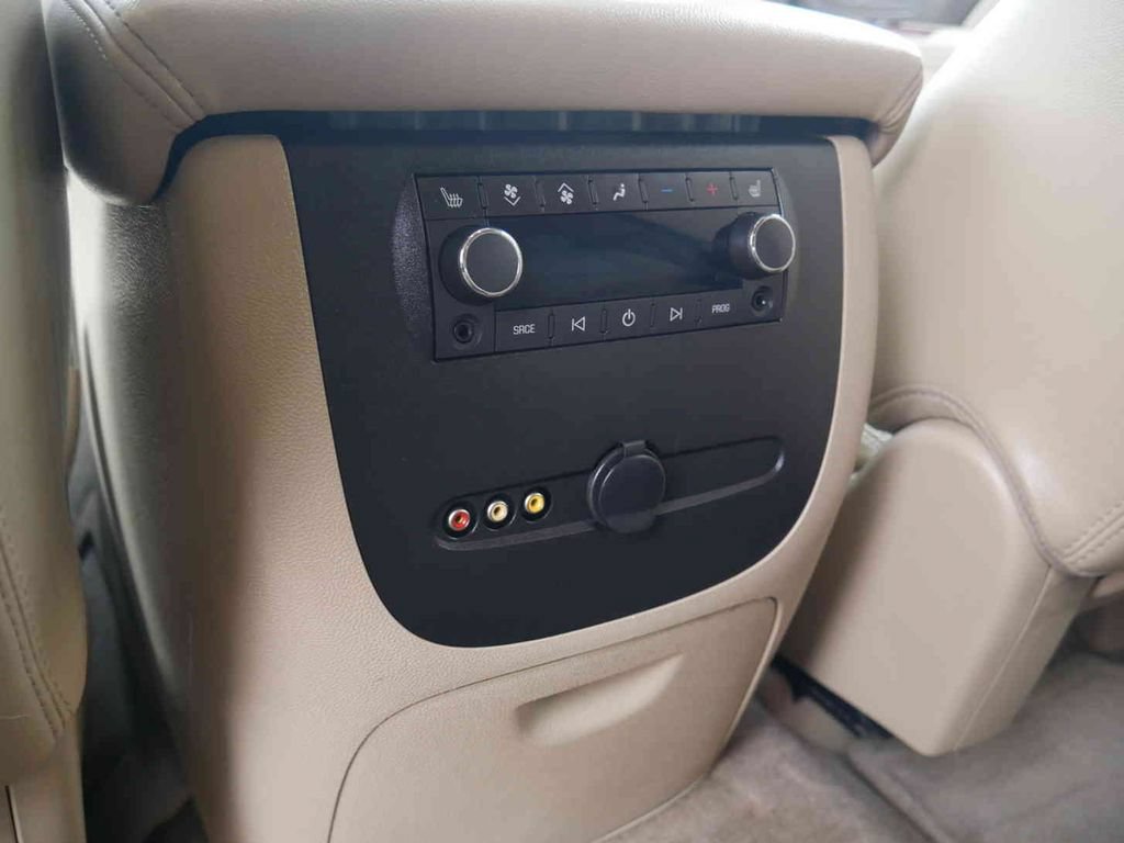 Used 2011 Chevrolet Suburban LTZ AWD/4WD image 16