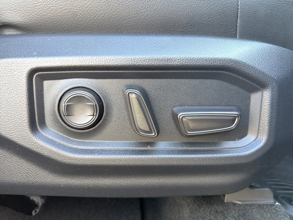 Used 2023 Toyota Tundra Limited image 29