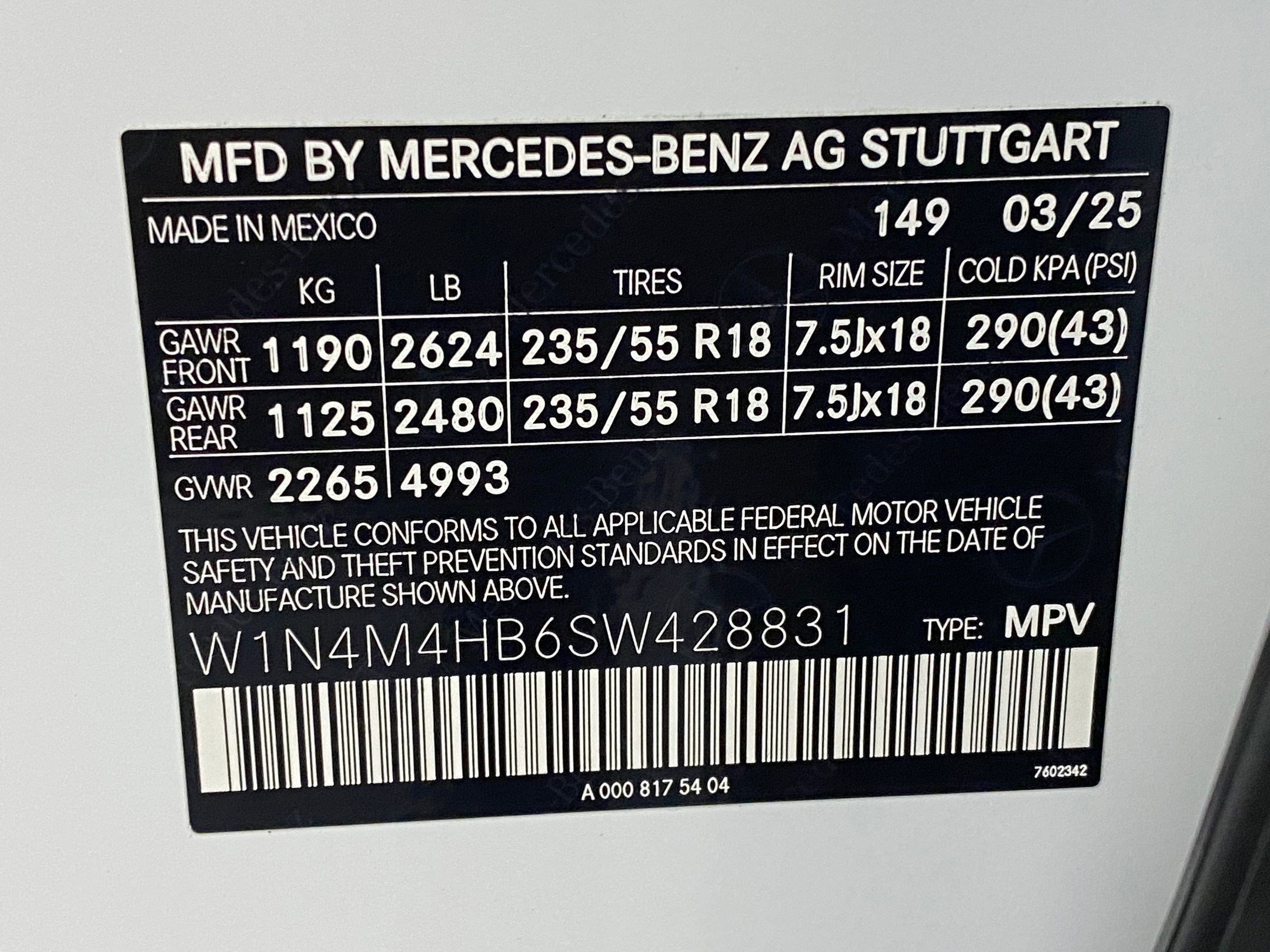 New 2025 Mercedes-Benz GLB 250 4MATIC image 20