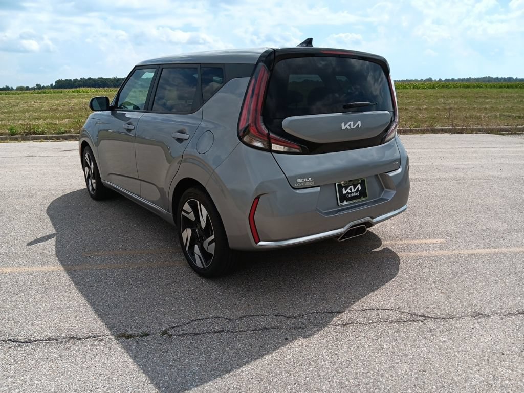 Certified 2024 Kia Soul GT-Line FWD image 10