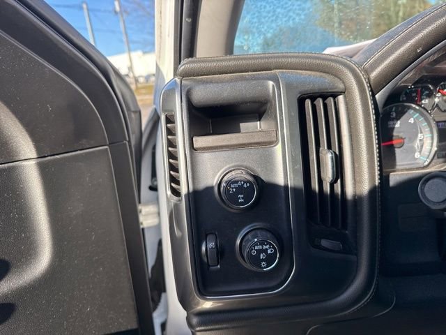 Used 2018 Chevrolet Silverado 1500 LTZ image 12