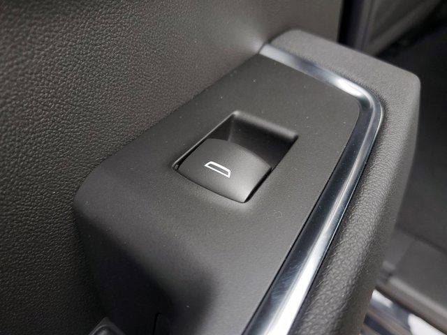 New 2025 GMC Sierra 1500 Elevation image 15