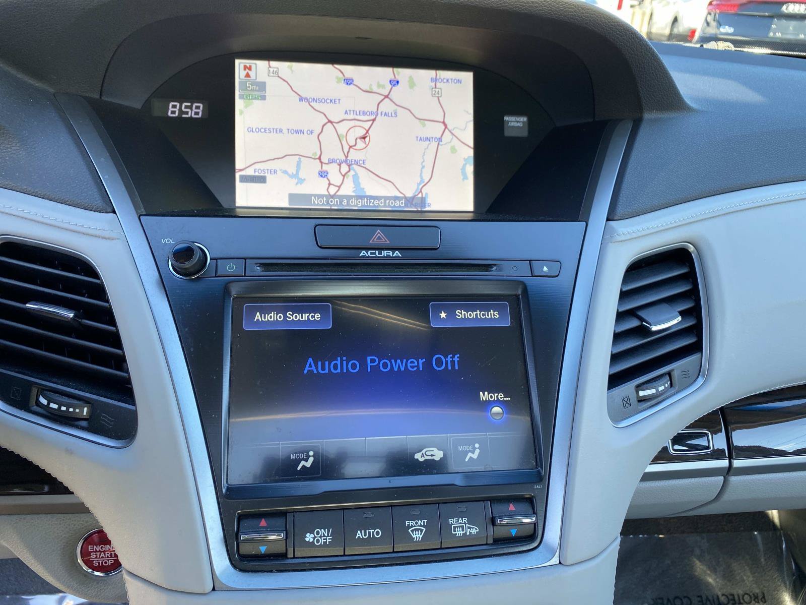 Used 2015 Acura RLX w/ Advance Package FWD image 11