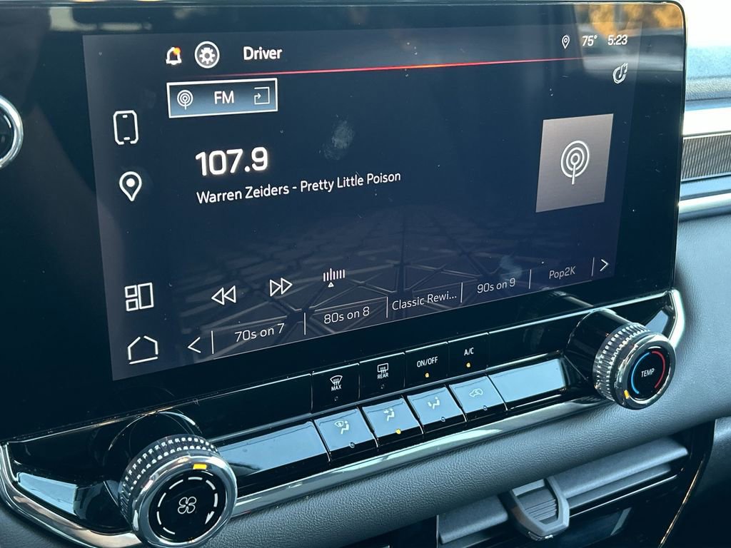 Used 2025 GMC Canyon Elevation image 11