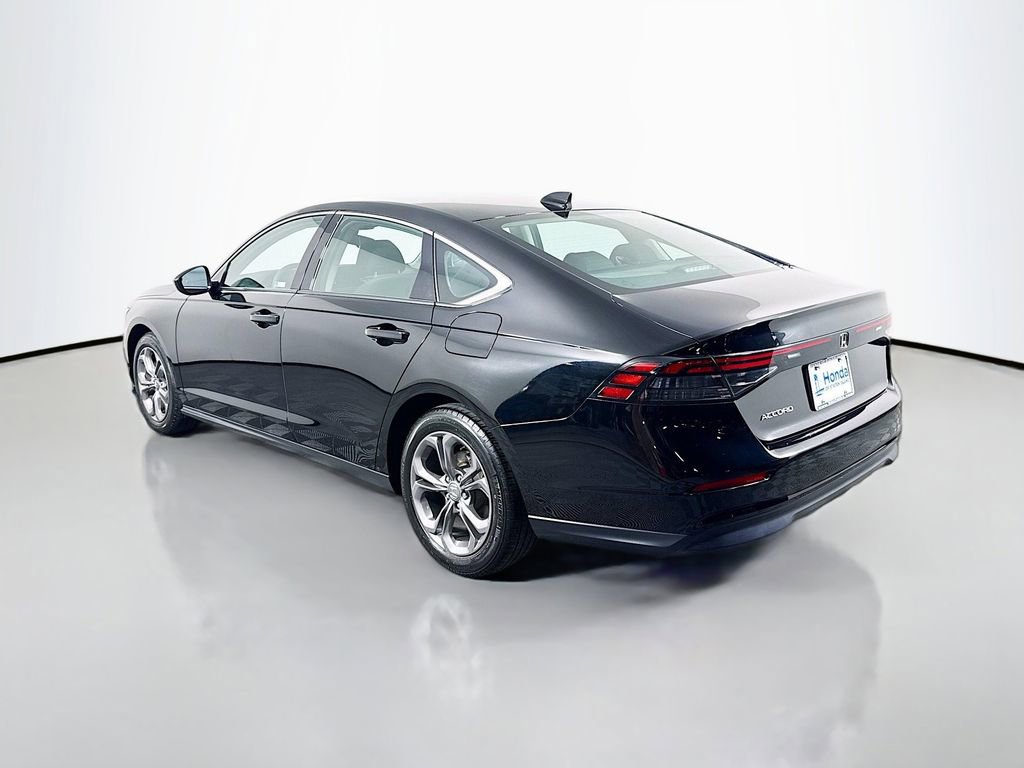 Certified 2023 Honda Accord EX image 5