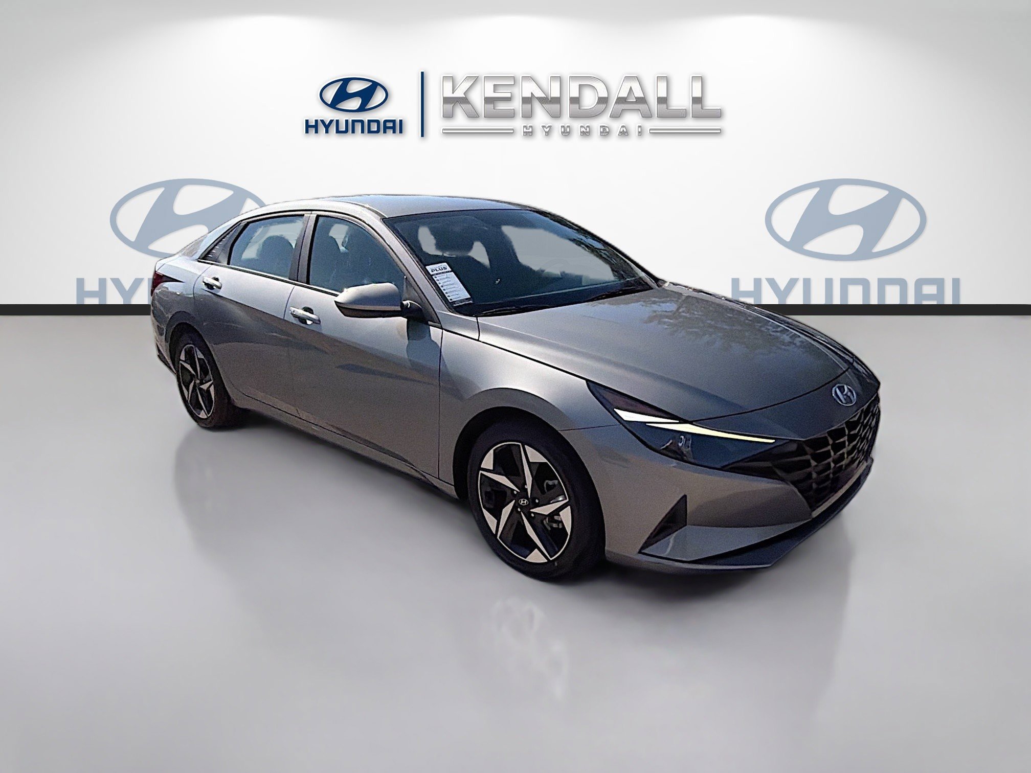 Used 2023 Hyundai Elantra SEL w/ Convenience Package image 1