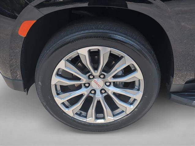 Used 2023 GMC Yukon Denali w/ LPO, Floor Liner Package AWD/4WD image 26