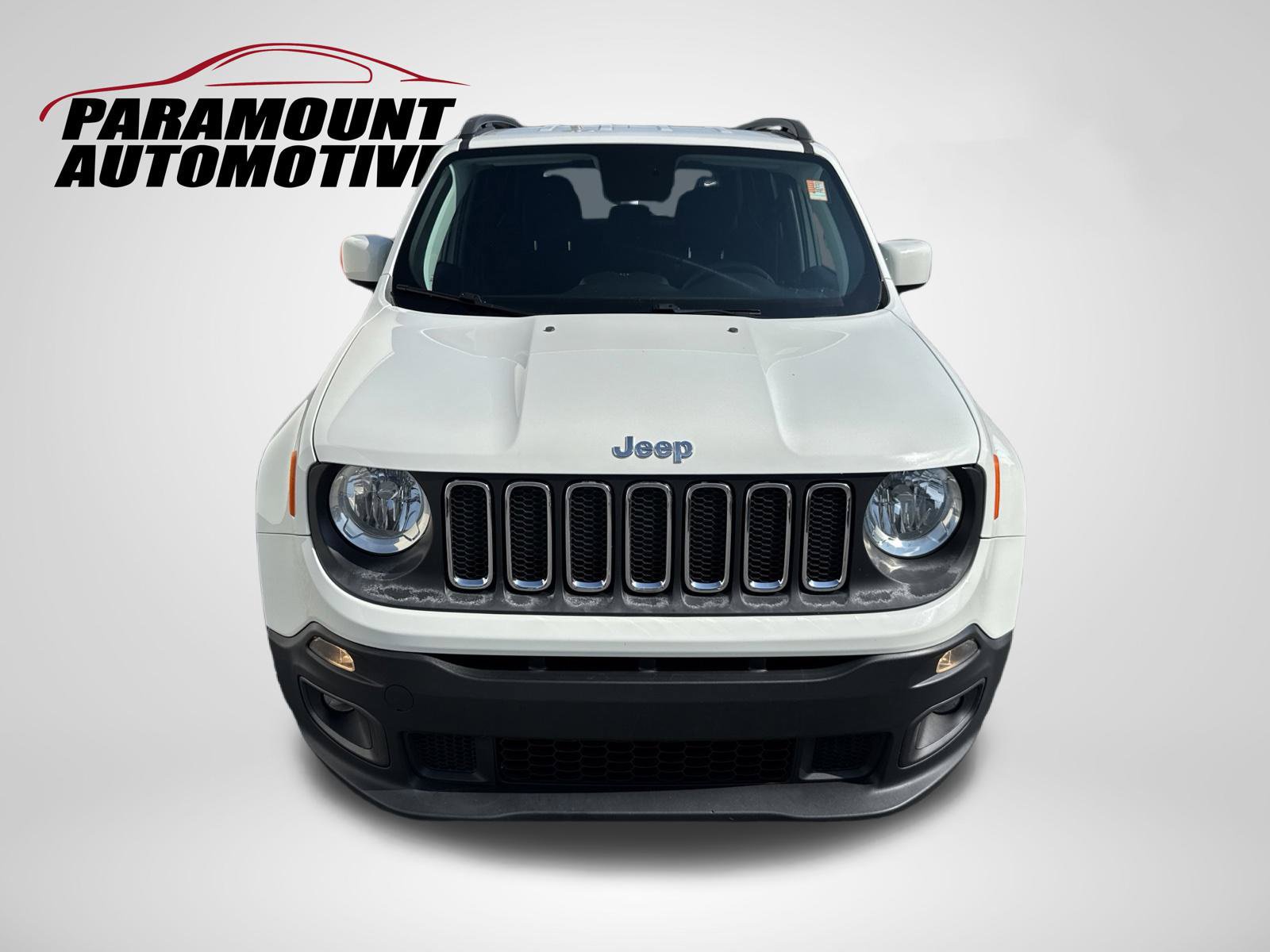 Used 2018 Jeep Renegade Latitude AWD/4WD image 2