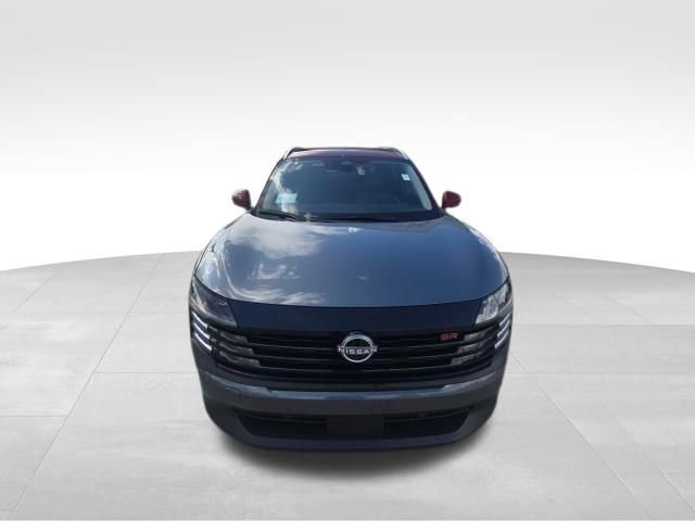 New 2025 Nissan Kicks SR FWD image 12