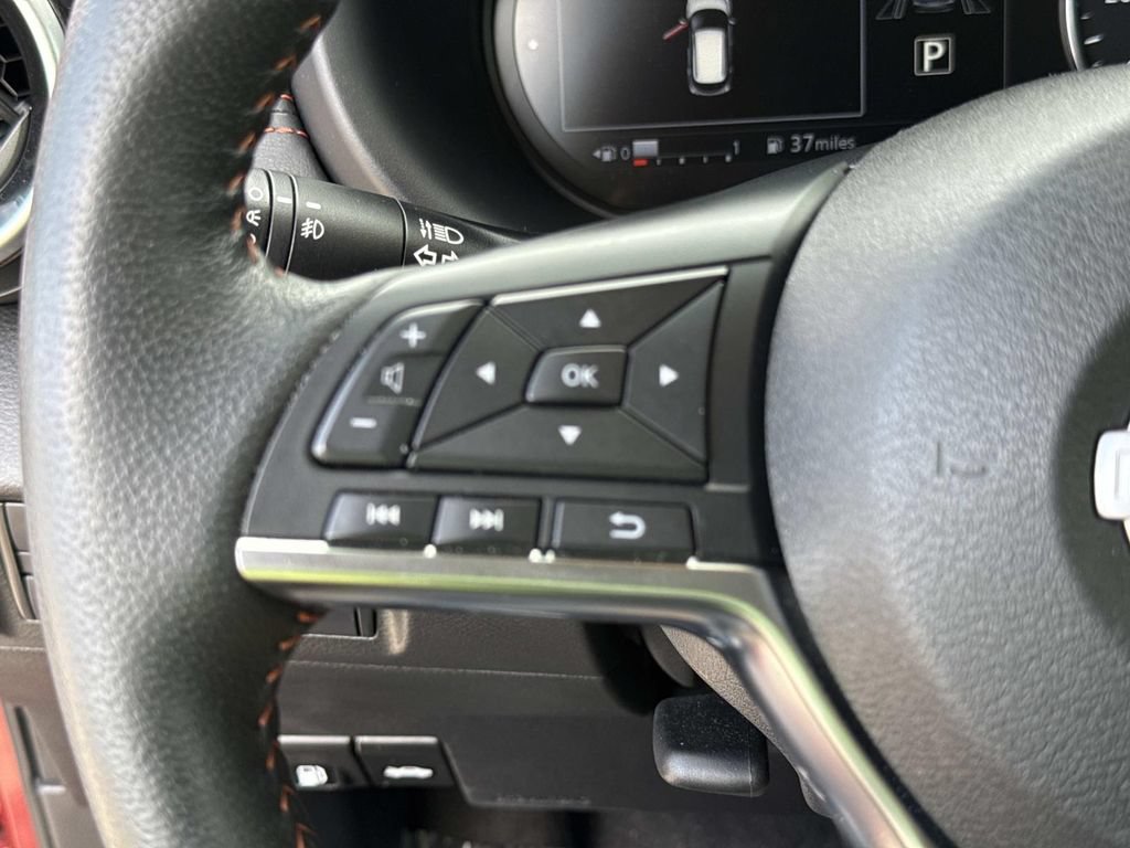 Used 2024 Nissan Kicks SR w/ SR Premium Package FWD image 39