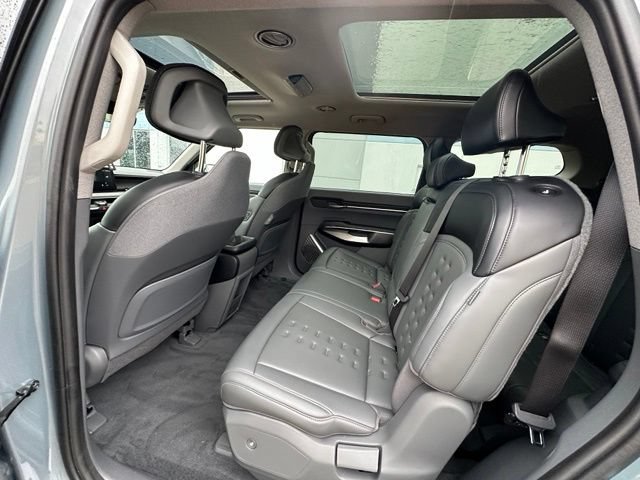 Used 2024 Kia EV9 Wind AWD/4WD image 16