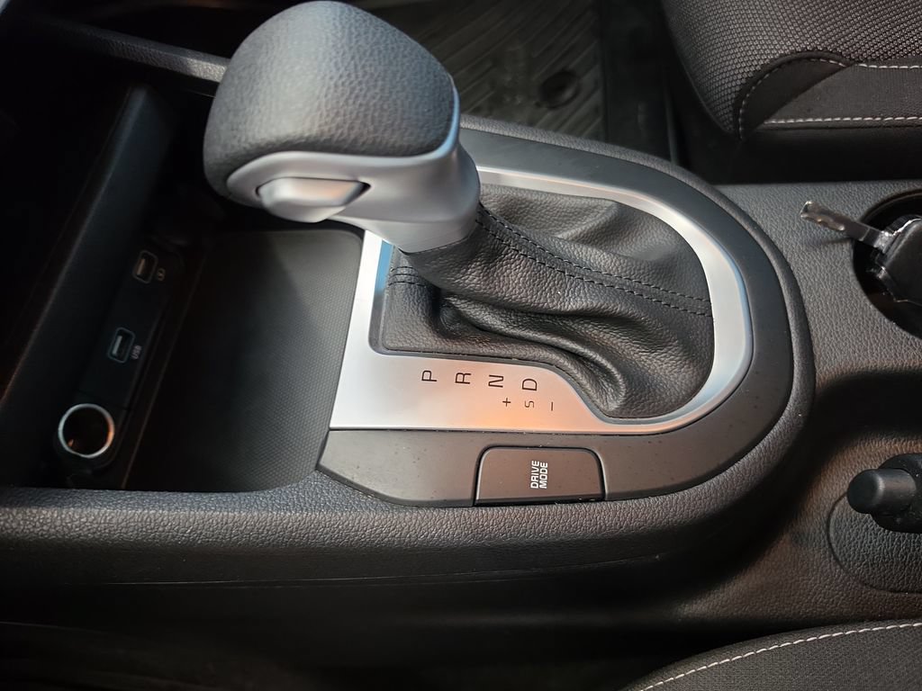 Certified 2024 Kia Forte LXS FWD image 31