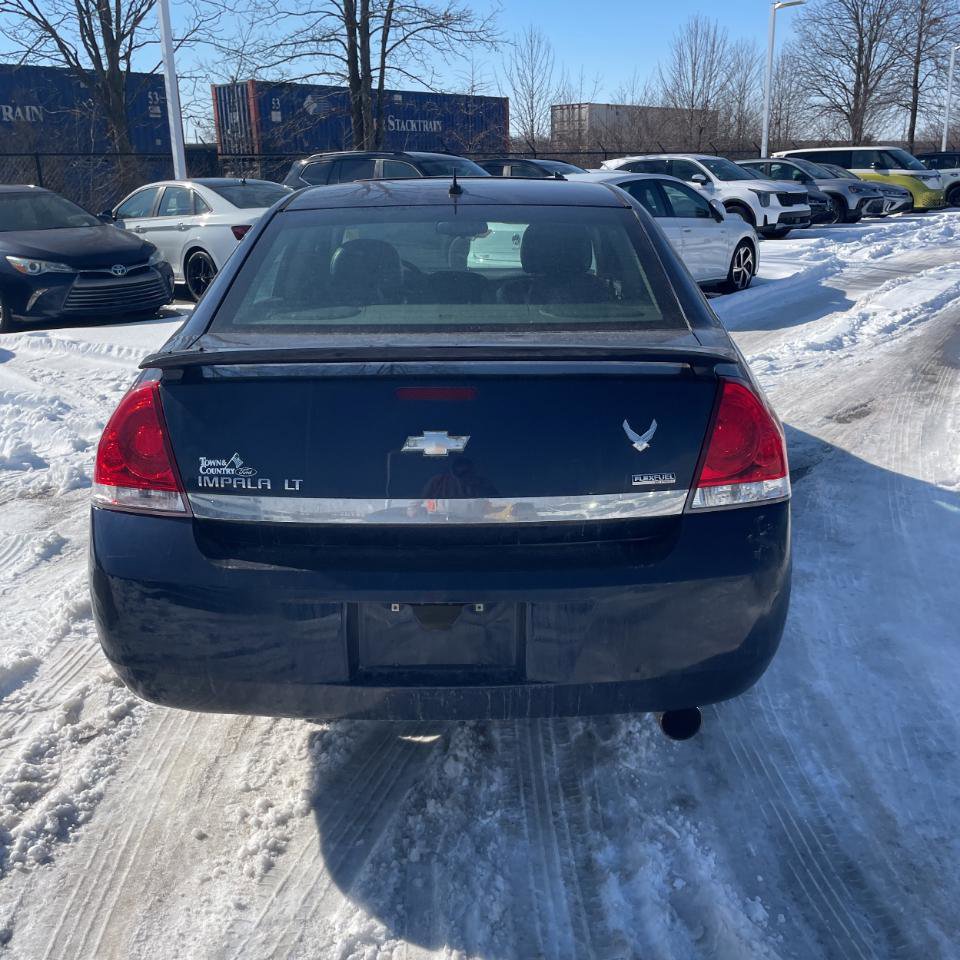 Used 2009 Chevrolet Impala LT w/ Luxury Edition Package image 11