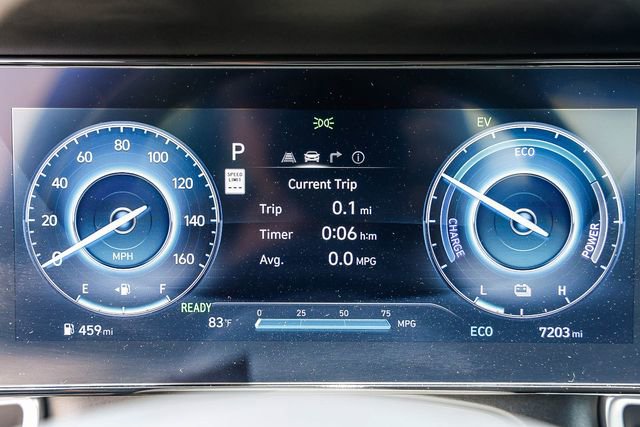 Certified 2025 Hyundai Elantra SEL FWD image 19