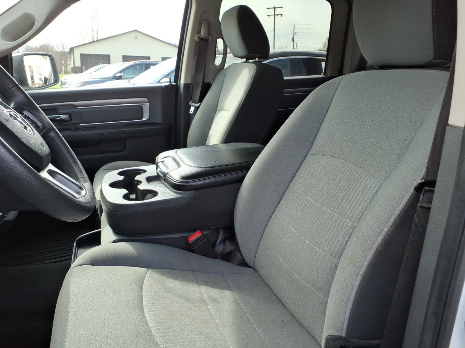 Used 2023 RAM 1500 Classic SLT w/ Protection Group AWD/4WD image 6