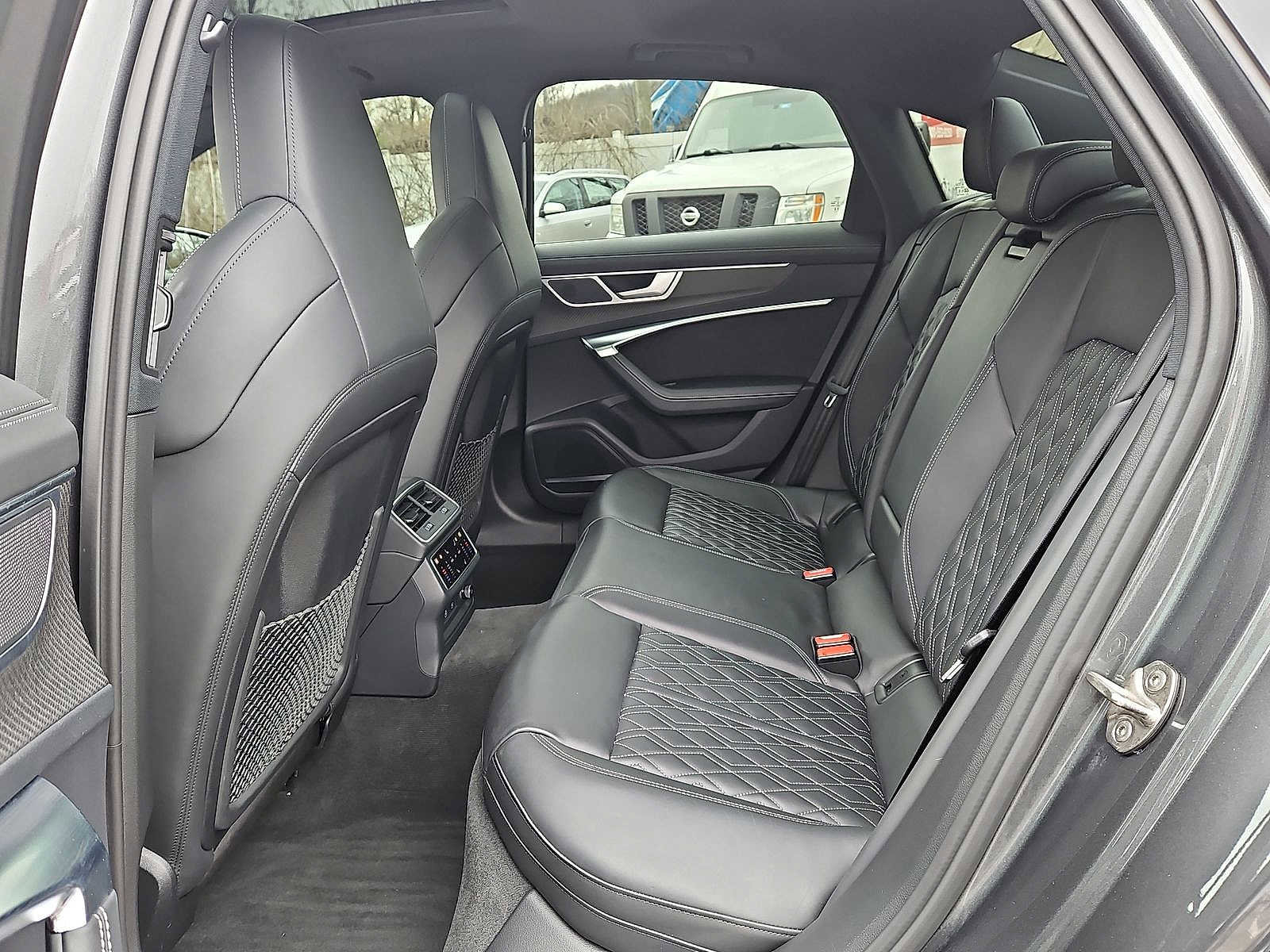 Used 2023 Audi S6 Premium Plus w/ Premium Plus Package image 20