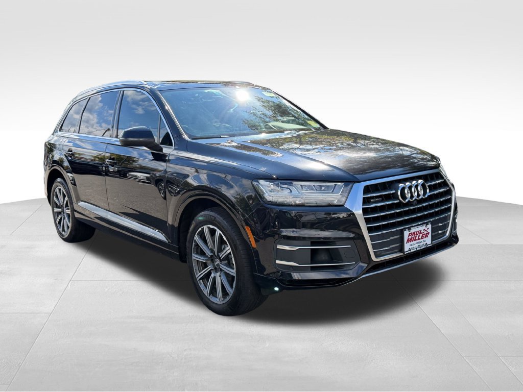 Used 2017 Audi Q7 3.0T Premium Plus w/ Premium Plus Package AWD/4WD image 4