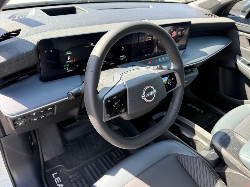 Used 2026 Nissan Leaf Platinum+ w/ Cargo Package (Platinum+) FWD image 12