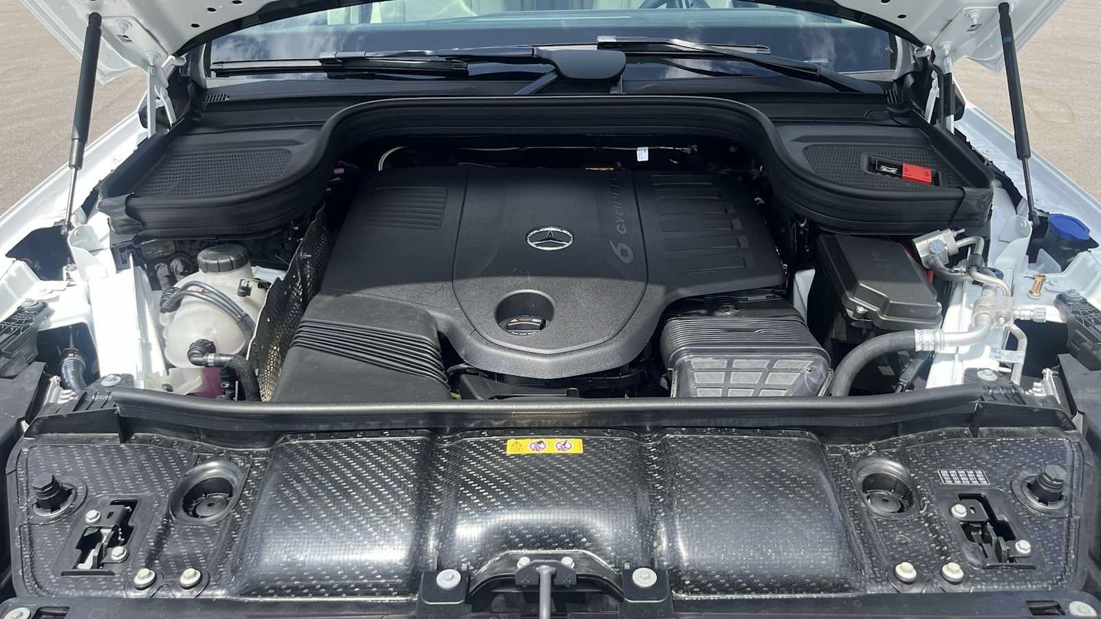 New 2026 Mercedes-Benz GLS 450 4MATIC image 28