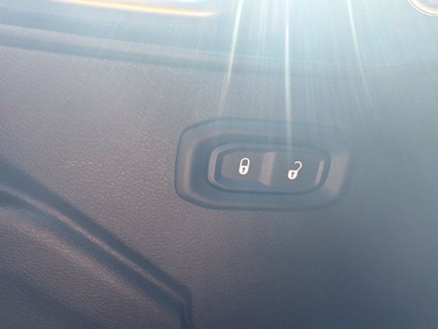 Used 2019 Jeep Wrangler Rubicon AWD/4WD image 16