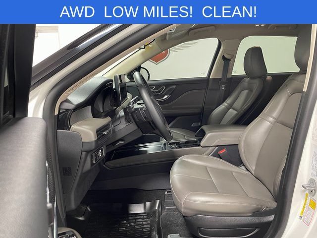 Used 2023 Lincoln Corsair AWD image 11