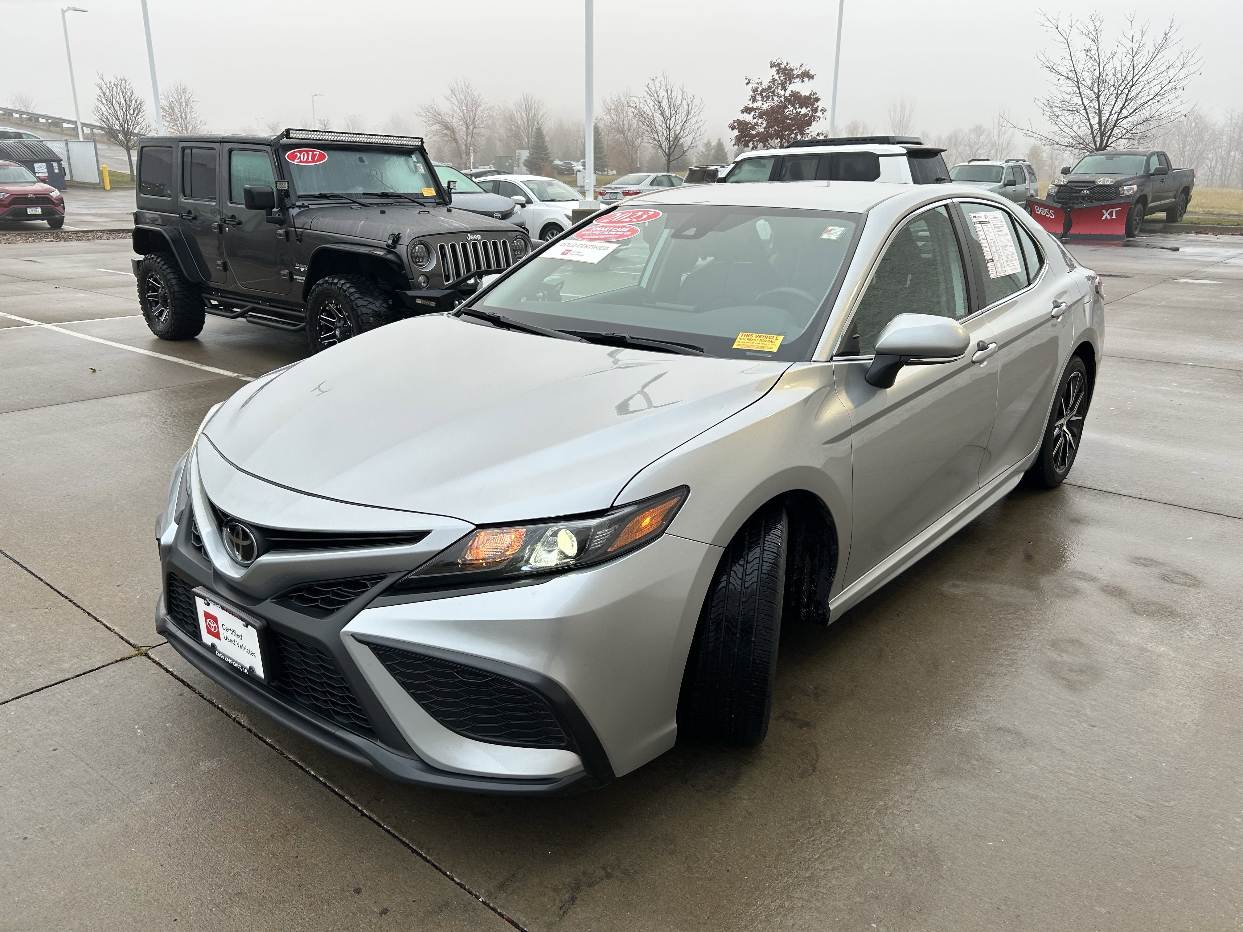 Certified 2023 Toyota Camry SE image 3
