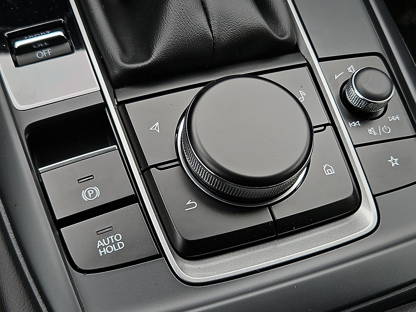 New 2026 MAZDA CX-30 AWD 2.5 S w/ Select Sport Pkg image 19