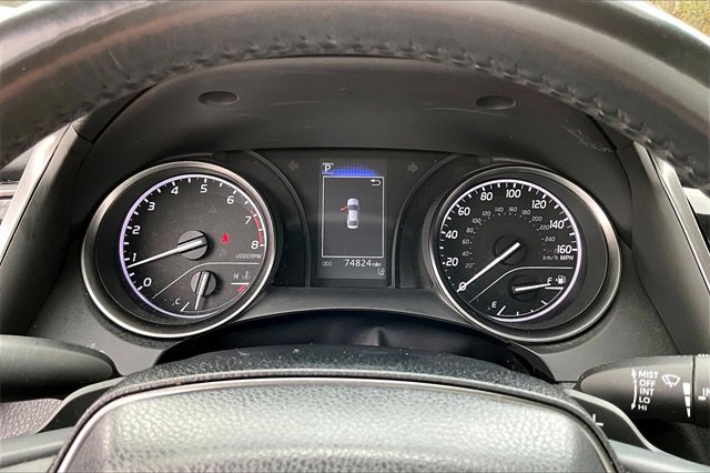 Used 2021 Toyota Camry SE image 12