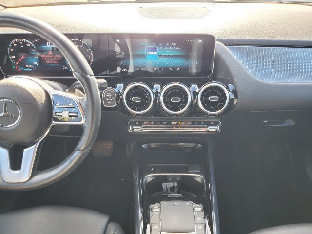 Used 2021 Mercedes-Benz GLA 250 4MATIC image 13