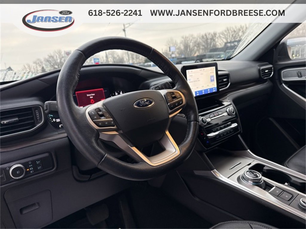 Used 2022 Ford Explorer Limited w/ Equipment Group 301A image 11