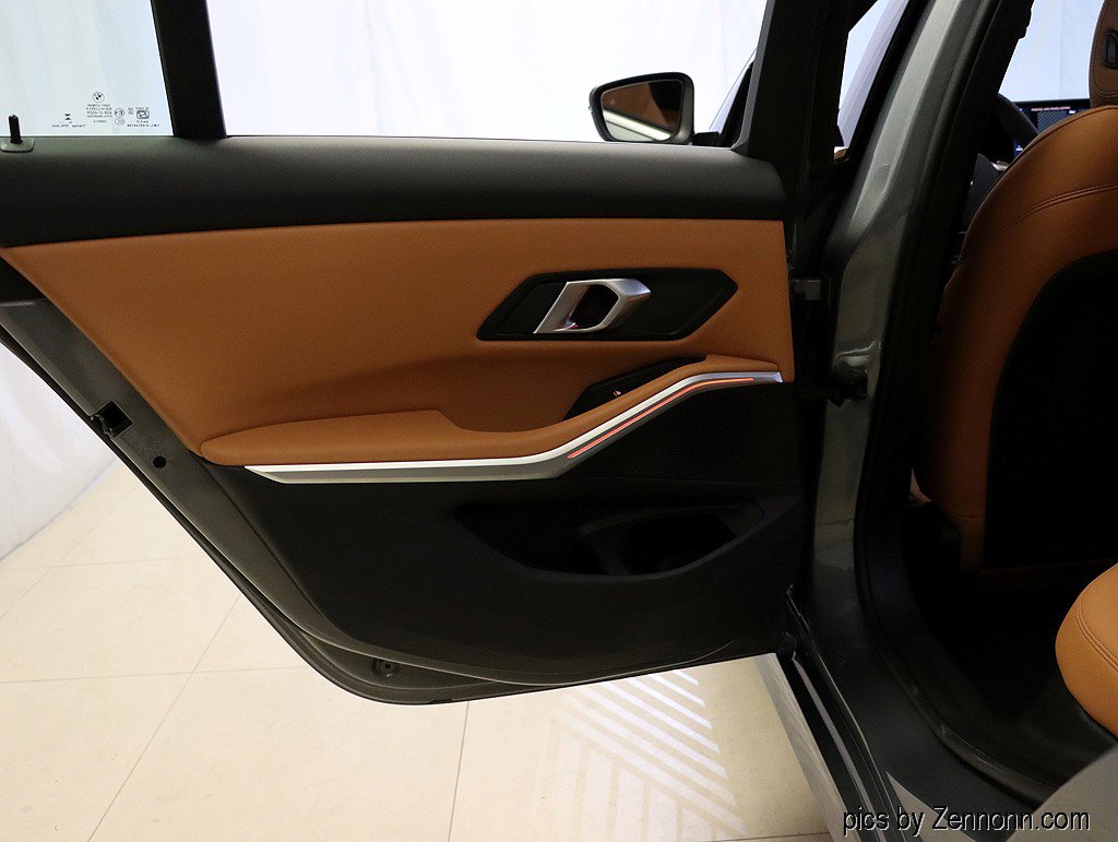 Used 2025 BMW 330i xDrive Sedan w/ M Sport Package image 25