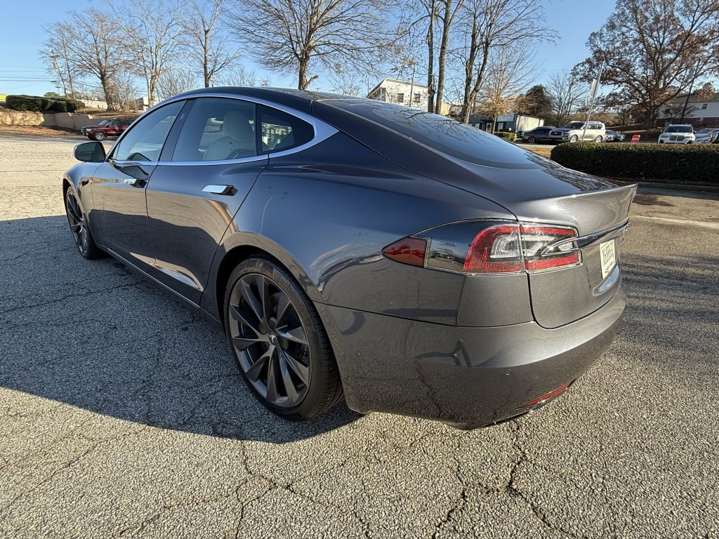 Used 2020 Tesla Model S Long Range Plus image 7