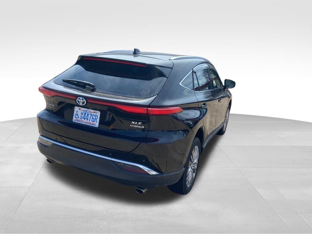 Used 2021 Toyota Venza XLE w/ Softex Package image 14