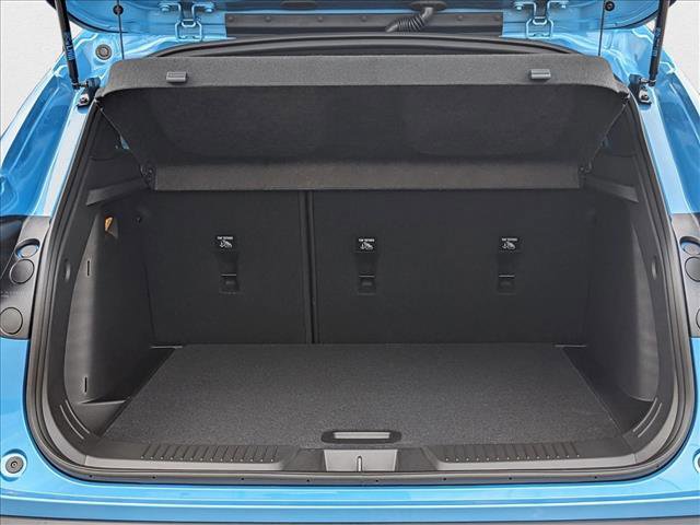 New 2025 Chevrolet Trax RS w/ Driver Confidence Package image 9