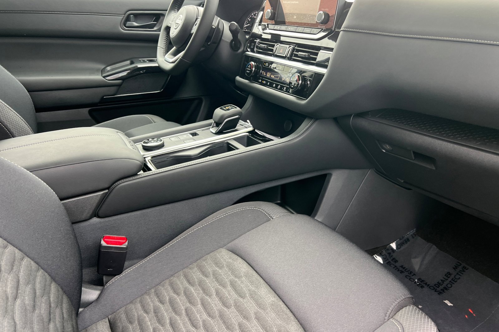 New 2025 Nissan Pathfinder SV image 19