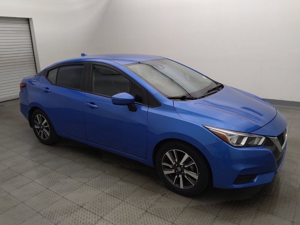 Used 2021 Nissan Versa SV FWD image 11