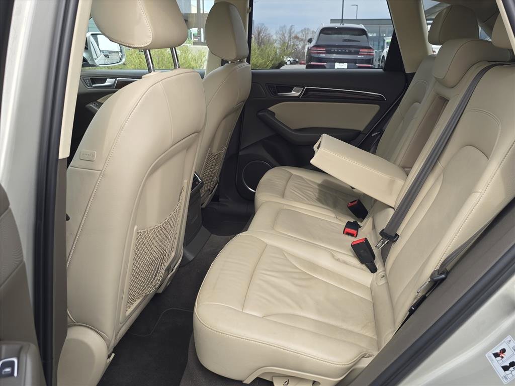 Used 2016 Audi Q5 2.0T Premium Plus w/ Technology Package image 10