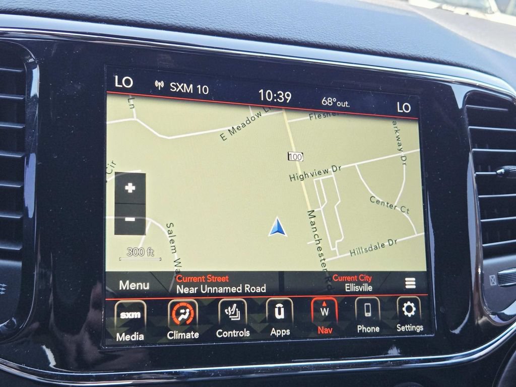 Certified 2021 Jeep Grand Cherokee Laredo X AWD/4WD image 24