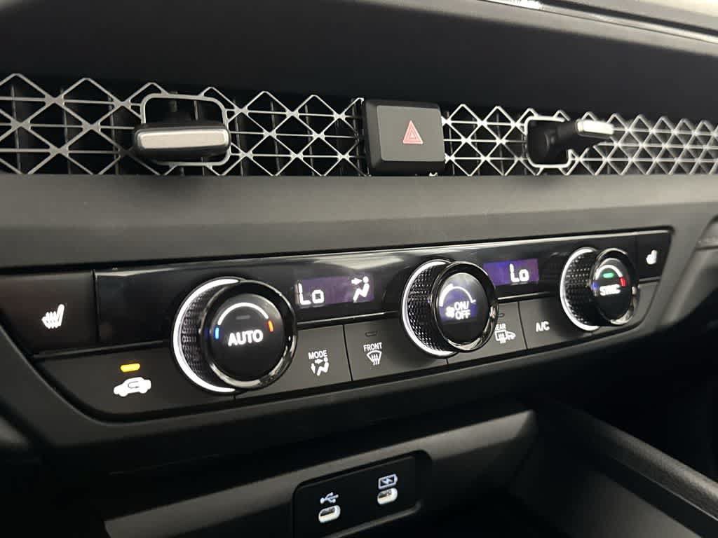 Certified 2025 Honda Accord SE image 19