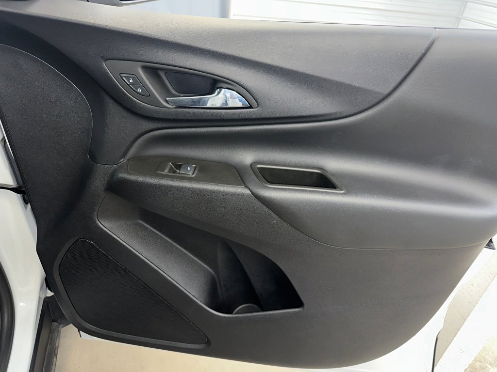 Certified 2024 Chevrolet Equinox LT w/ LPO, Floor Liner Package image 30