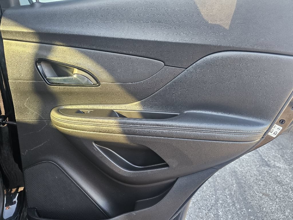 Used 2017 Buick Encore Preferred FWD image 27
