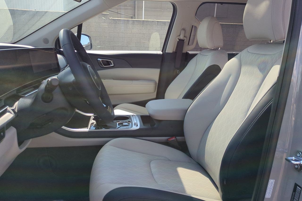New 2026 Kia Carnival SX image 20