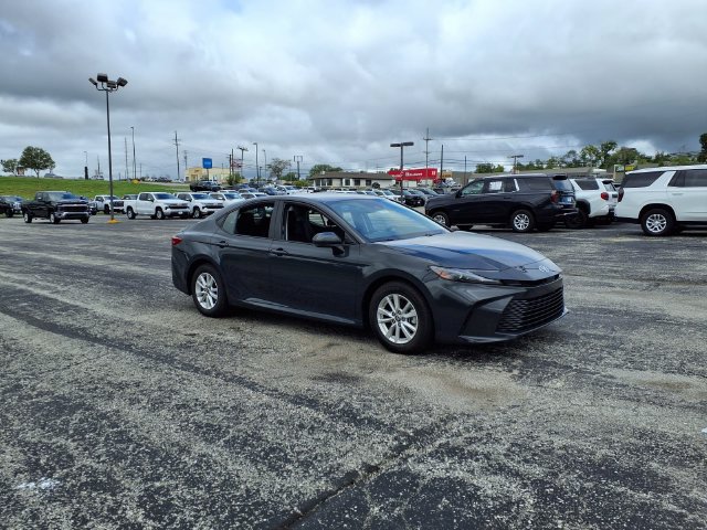 Used 2025 Toyota Camry LE FWD image 2