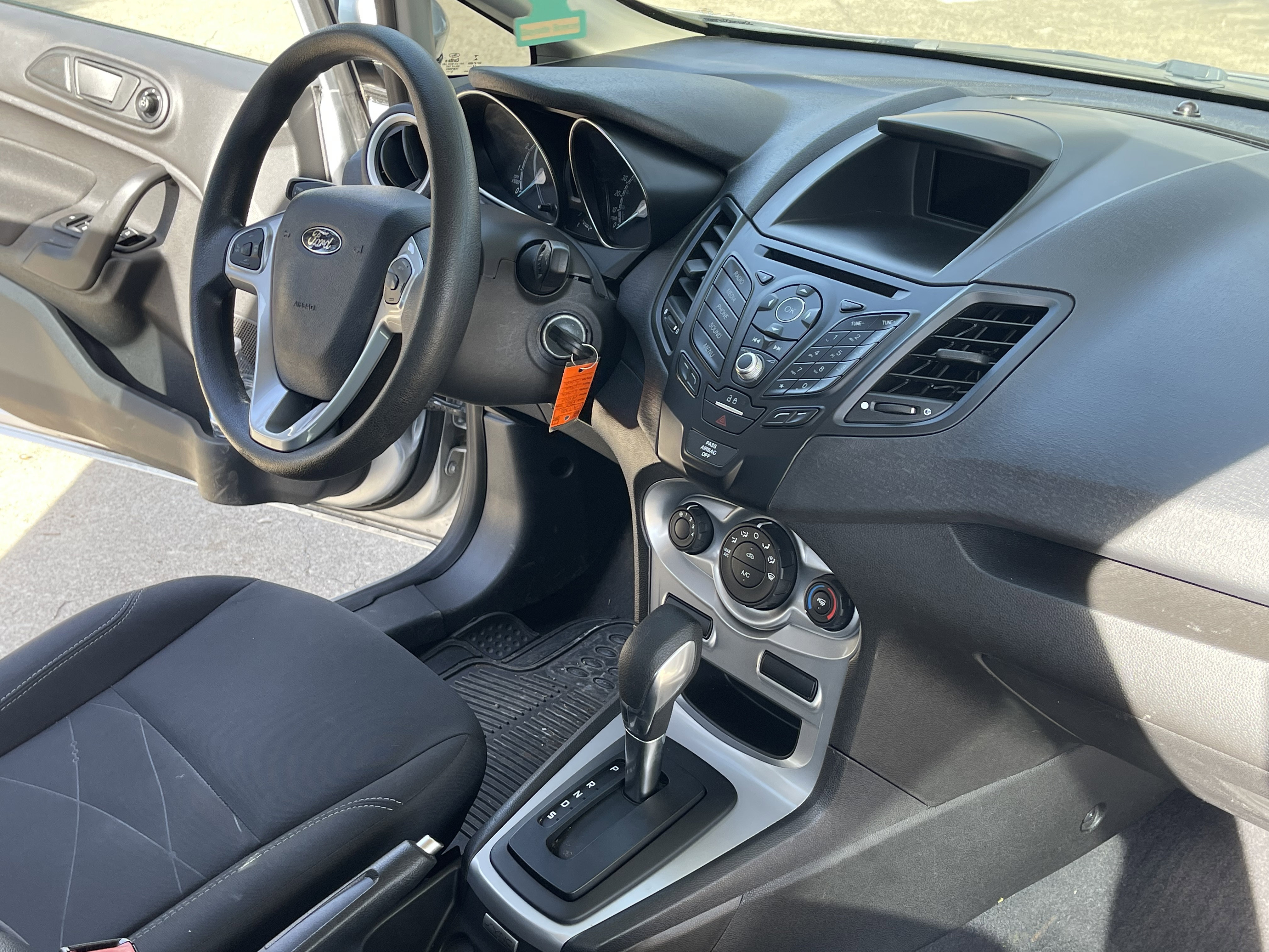 Used 2019 Ford Fiesta SE image 13